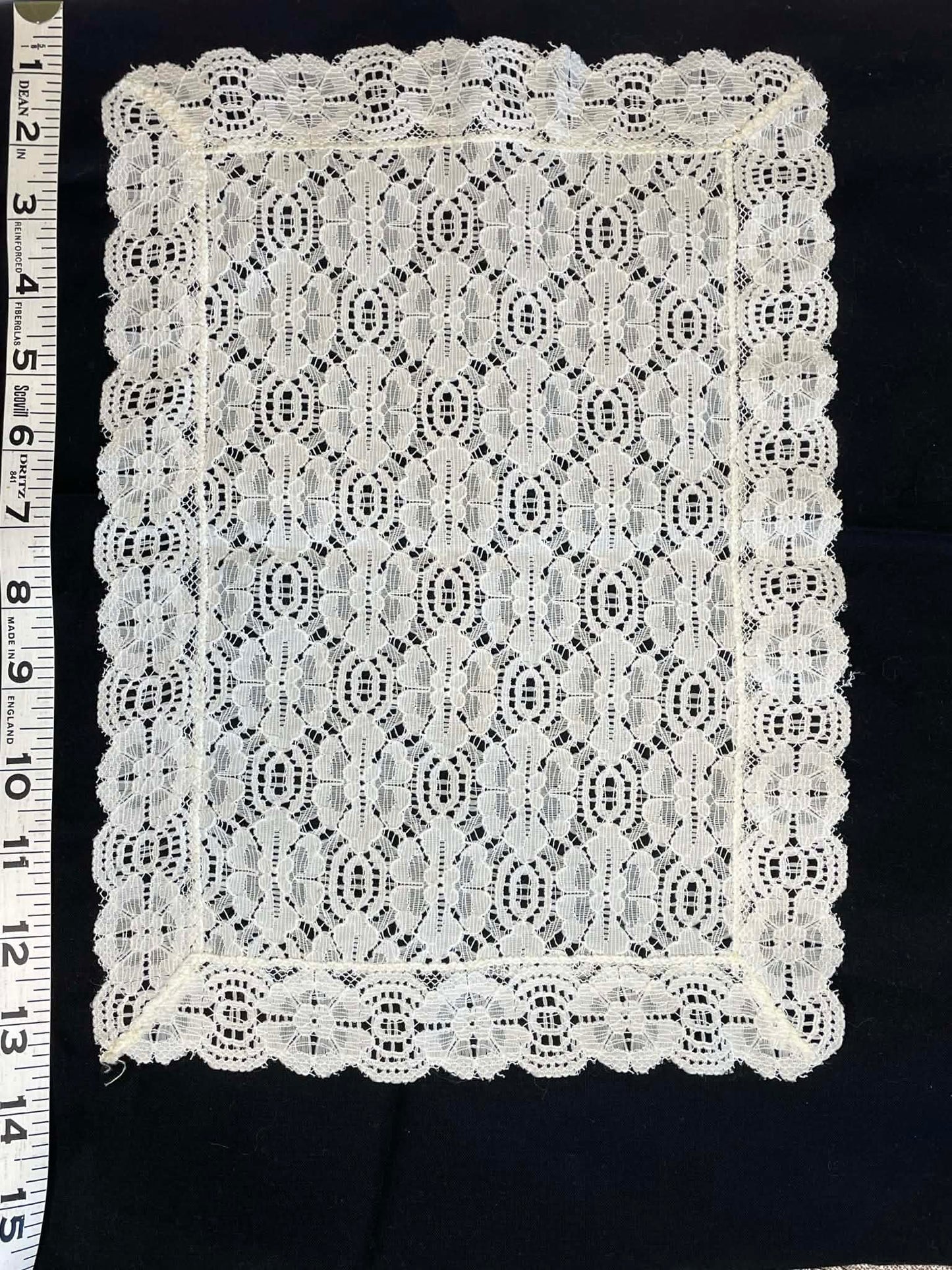 13" x 9 1/2" rectangle lace doily