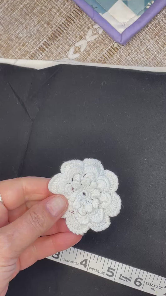 2 1/2" in diameter white cotton crochet flowers embellishment
