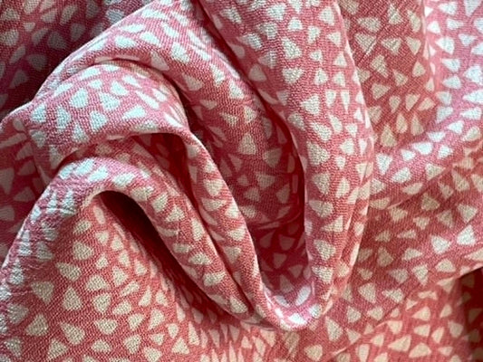 Pink crepe with white triangles.  ** REMNANT **