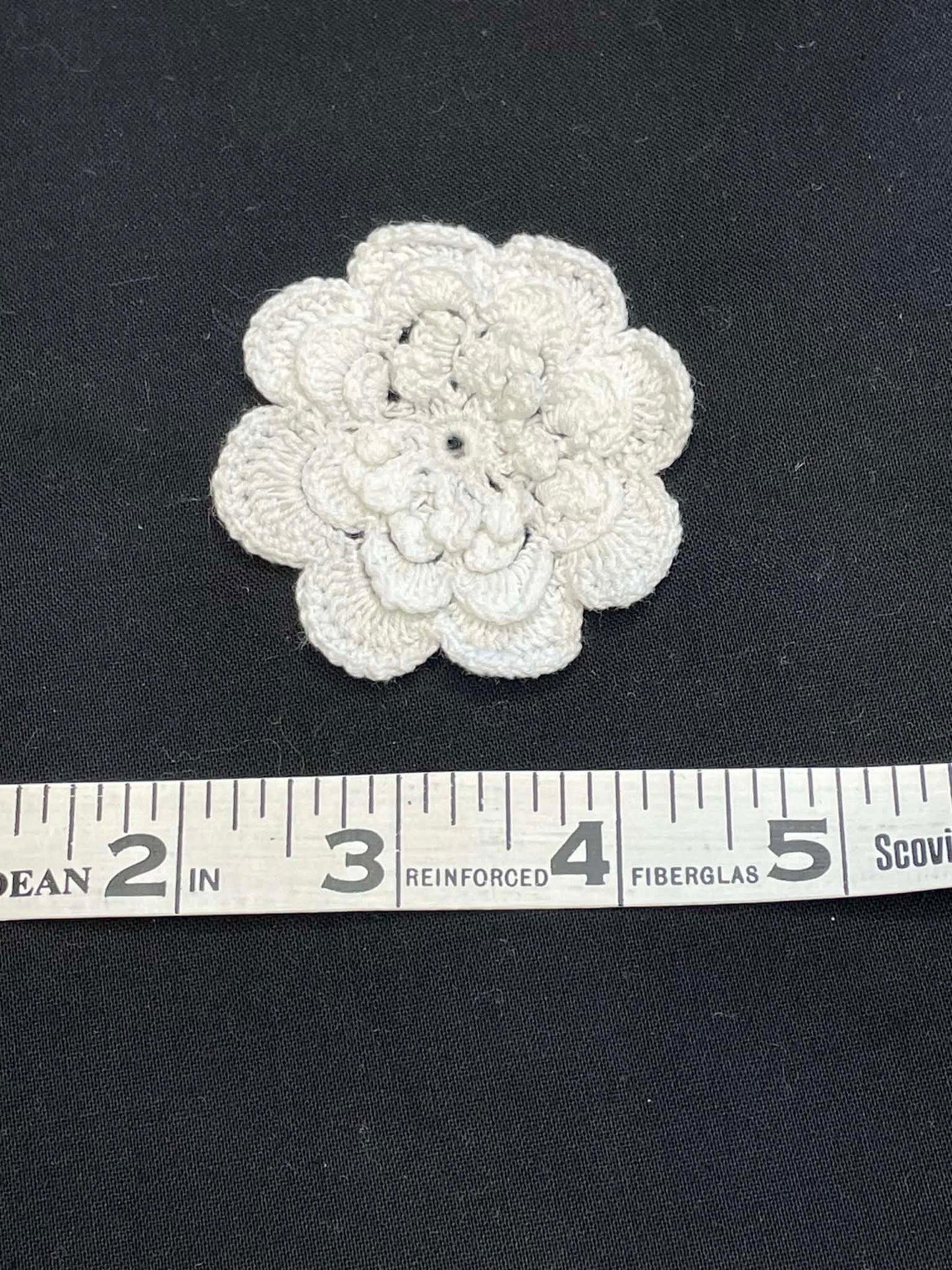 2 1/2" in diameter white cotton crochet flowers embellishment